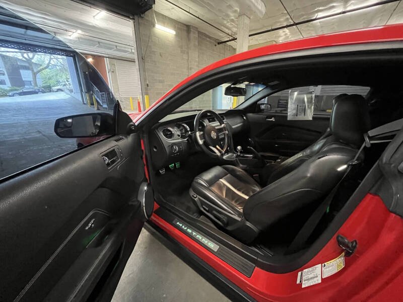 2011 Ford Mustang GT Premium