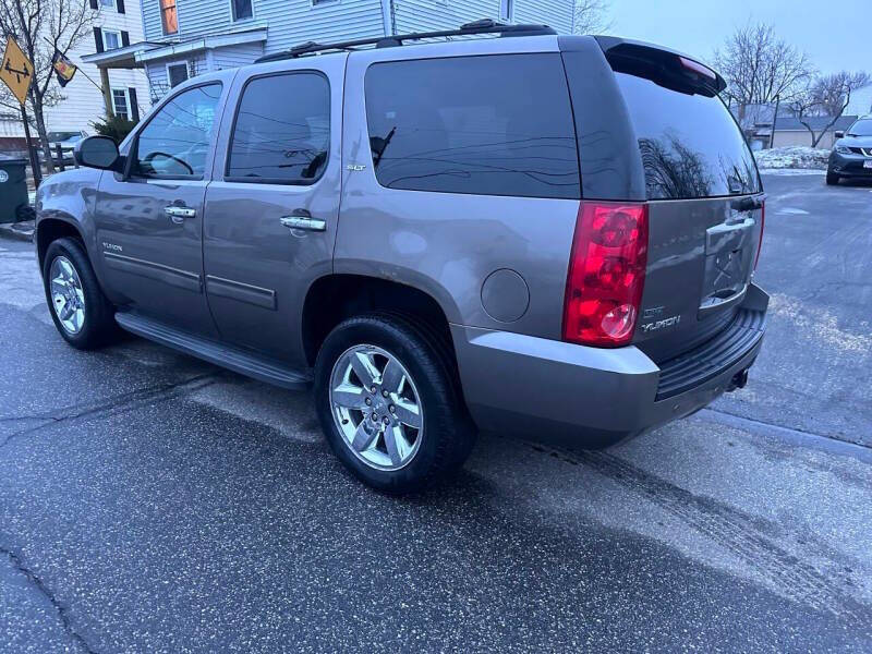 2011 GMC Yukon SLT