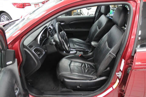 2013 Chrysler 200 Limited