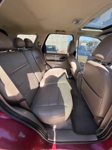 2005 Ford Escape Limited