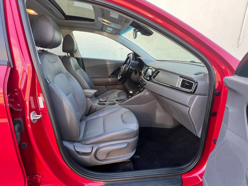 2017 Kia Niro EX