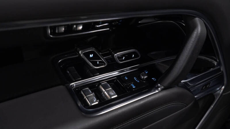 2023 Land Rover Range Rover P400 SE