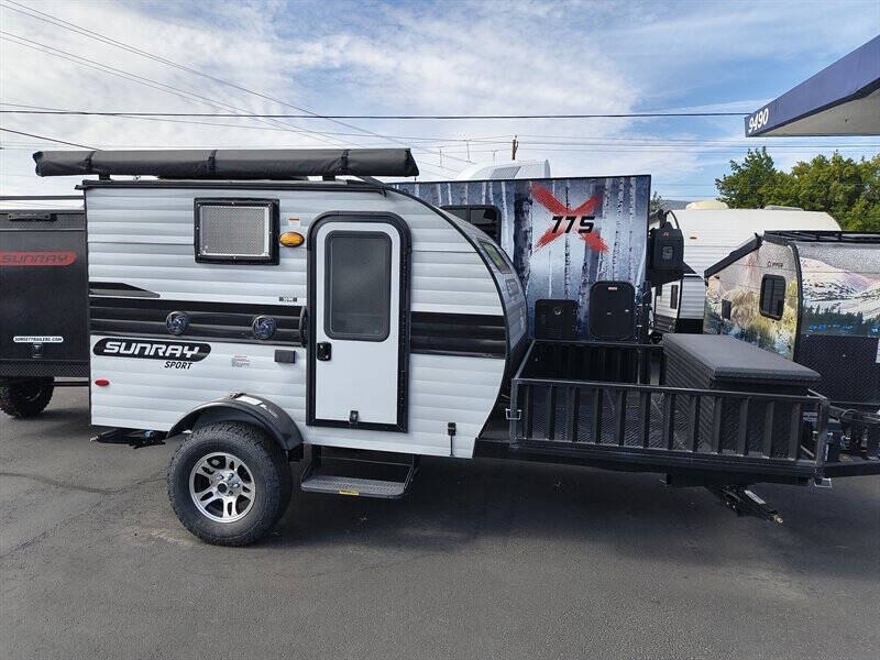 2021 Sunset Park Sunray 109