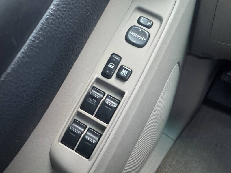 2004 Toyota 4Runner SR5