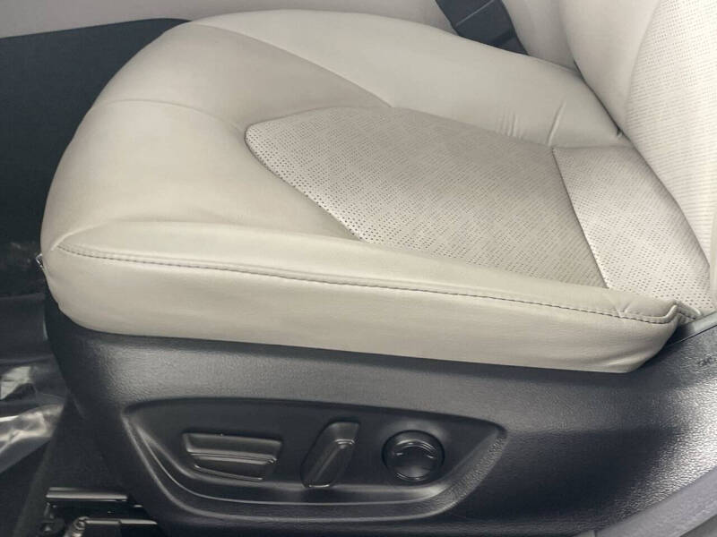 2024 Toyota Camry Hybrid XSE