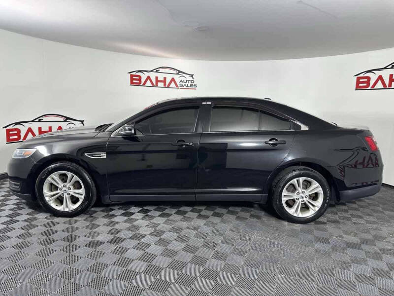 2017 Ford Taurus SEL