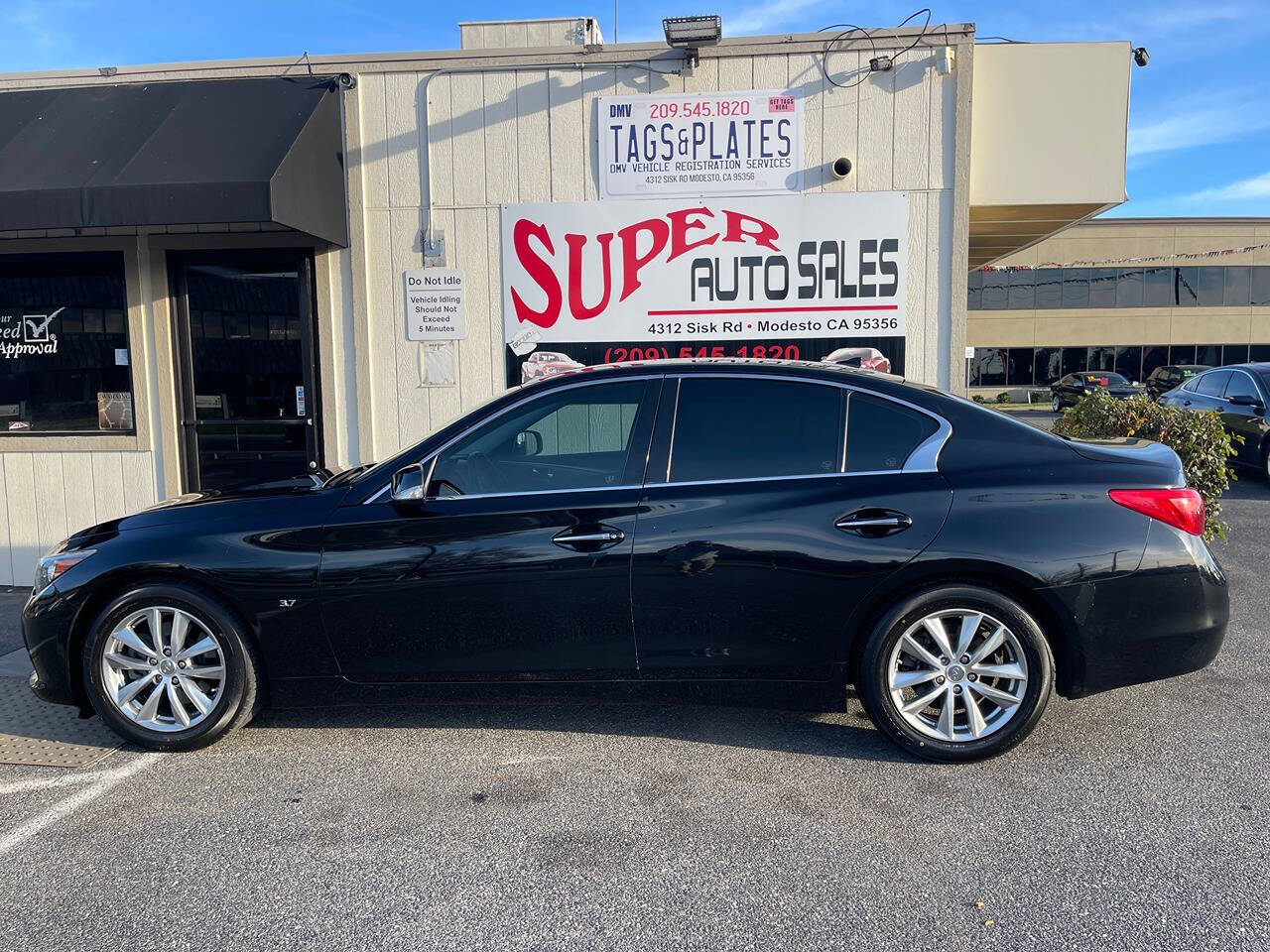 2015 INFINITI Q50 for sale at Super Auto Sales Modesto in Modesto, CA