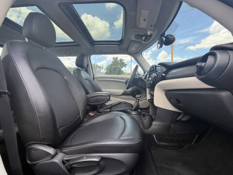 2015 MINI Hardtop 2 Door Cooper