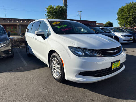 2017 Chrysler Pacifica Touring