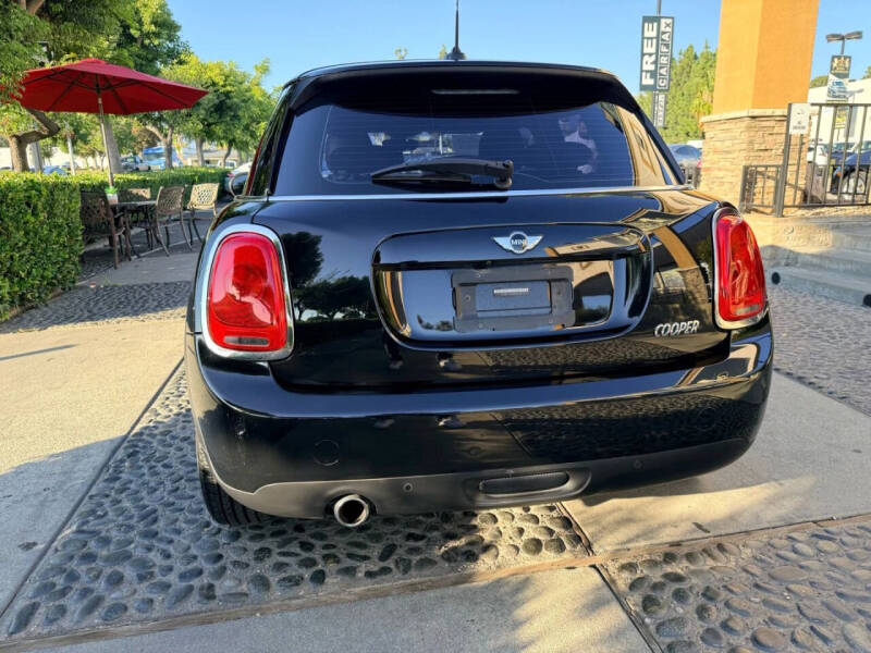 2018 MINI Hardtop 4 Door Cooper