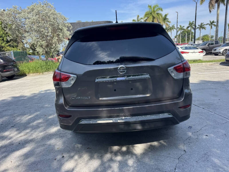 2014 Nissan Pathfinder S