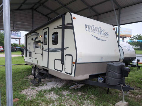 2015 Forest River Rockwood for sale at Texas RV Trader in Cresson TX