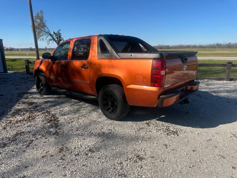 2007 Chevrolet Avalanche for sale at Route 63 TH in Terre Haute, IN