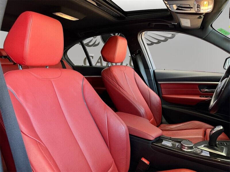 2018 BMW 3 Series 330i