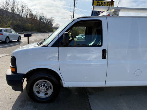 2017 Chevrolet Express 2500