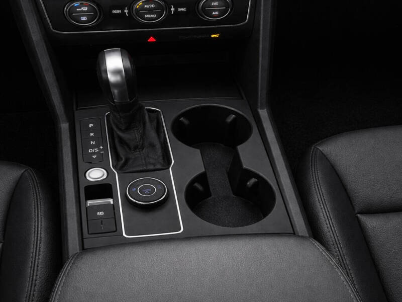 2023 Volkswagen Atlas V6 SE