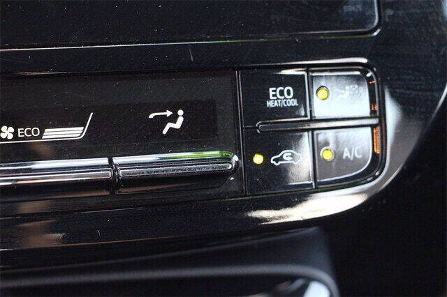 2019 Toyota Prius LE