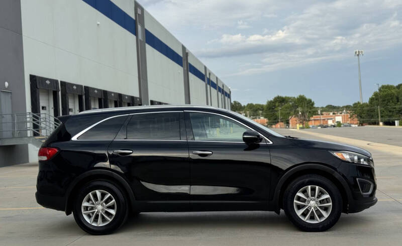 2016 Kia Sorento LX