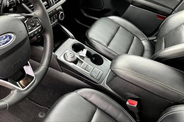 2022 Ford Escape SEL