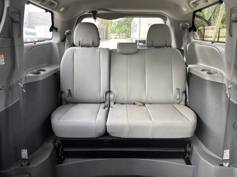 2018 Toyota Sienna Limited 7-Passenger