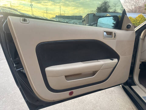 2007 Ford Mustang GT Deluxe