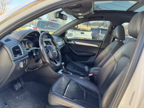 2017 Audi Q3 2.0T Premium Plus