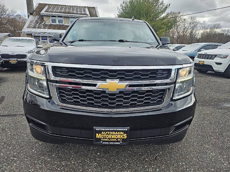 2015 Chevrolet Tahoe LT photo 2