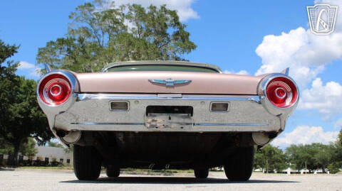 1962 Ford Thunderbird