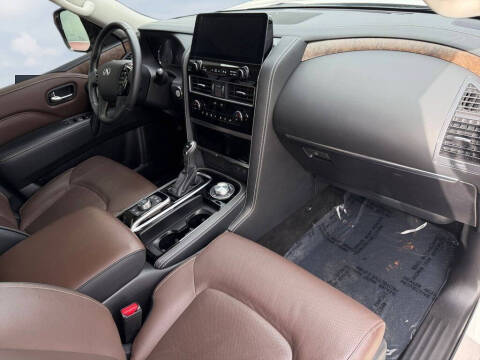 2024 Infiniti QX80 Premium Select