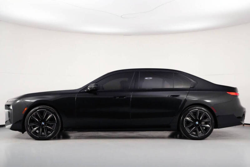 2024 BMW 7 Series 740i