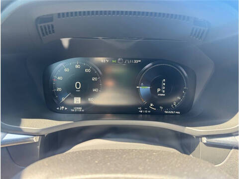 2019 Volvo XC60 T8 eAWD R-Design