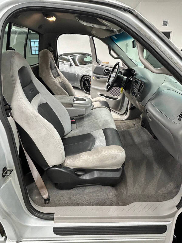 2000 Ford F-150 SVT Lightning