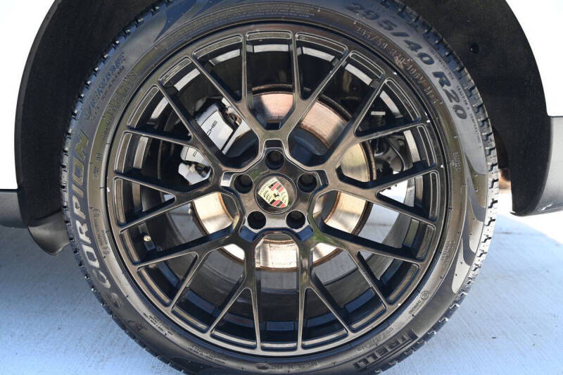 2018 Porsche Macan S