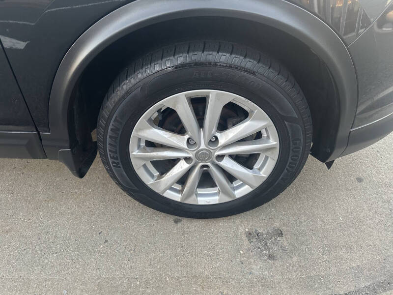 2018 Nissan Rogue Sport SV