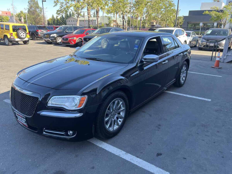 2013 Chrysler 300 C