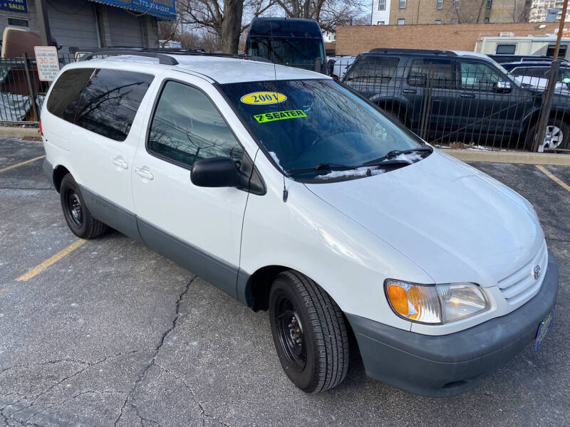 2001 Toyota Sienna LE