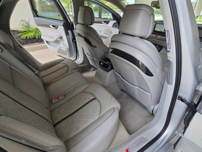 2014 Audi S8 4.0T quattro