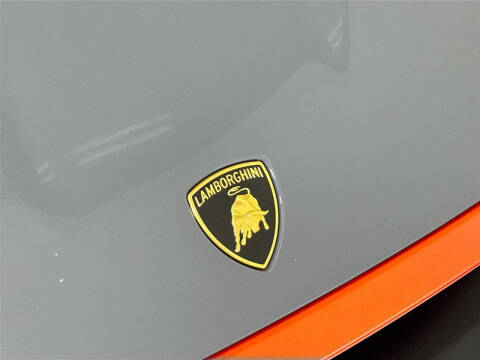 2021 Lamborghini Huracan STO