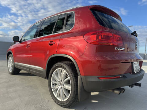 2012 Volkswagen Tiguan SE 4Motion