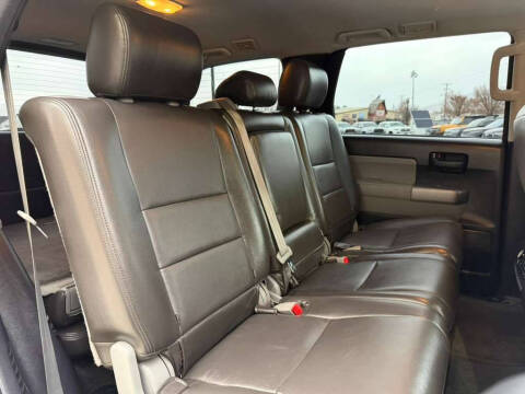 2013 Toyota Sequoia SR5