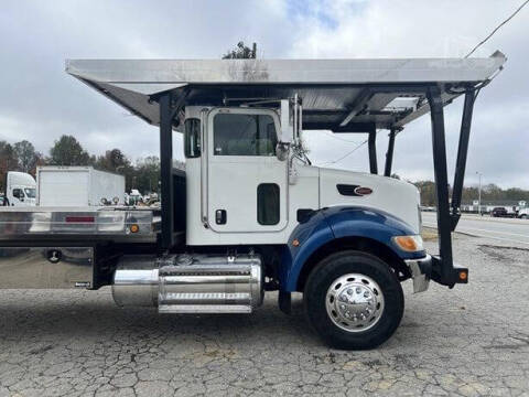 2009 Peterbilt 335