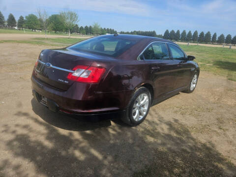 2010 Ford Taurus SEL