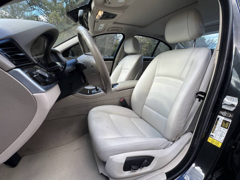 2014 BMW 5 Series 528i