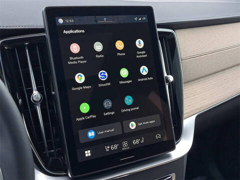 2026 Volvo XC90 B6 Core