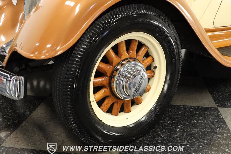 1933 Plymouth Model PD