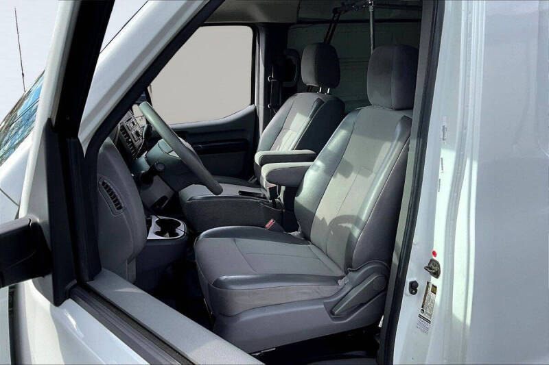 2017 Nissan NV 1500 S