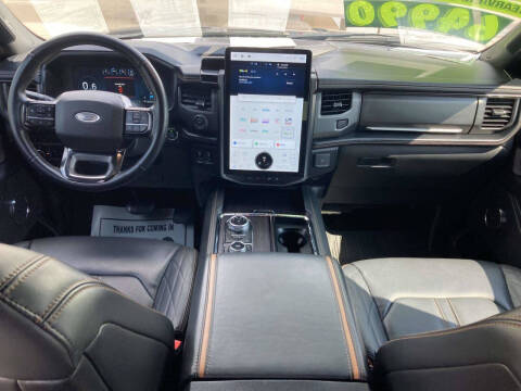 2023 Ford Expedition MAX Platinum