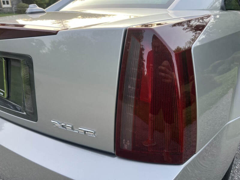 2004 Cadillac XLR