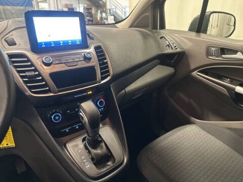 2022 Ford Transit Connect XLT