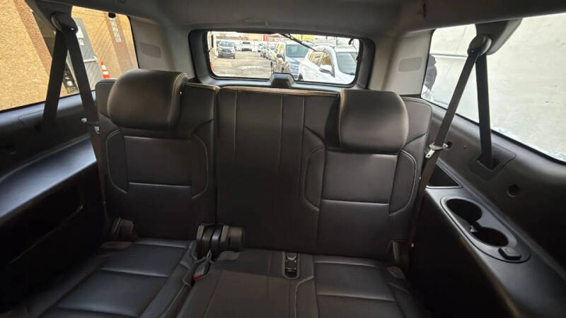 2017 GMC Yukon XL SLT